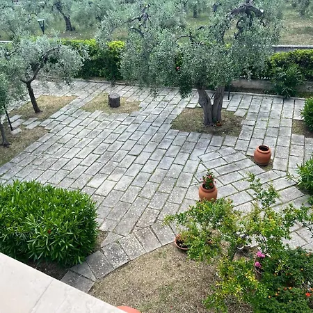 Casa de Férias Macchia Del Gargano Monte SantʼAngelo